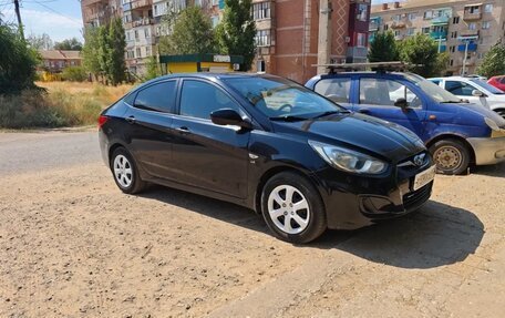 Hyundai Solaris II рестайлинг, 2014 год, 990 000 рублей, 4 фотография