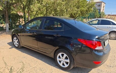 Hyundai Solaris II рестайлинг, 2014 год, 990 000 рублей, 3 фотография