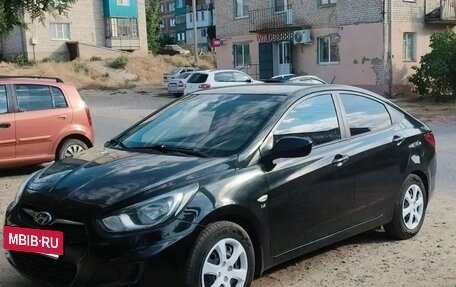 Hyundai Solaris II рестайлинг, 2014 год, 990 000 рублей, 6 фотография