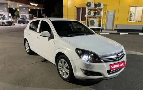 Opel Astra H, 2012 год, 610 000 рублей, 3 фотография