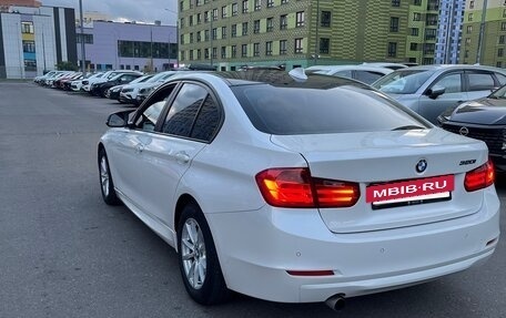 BMW 3 серия, 2015 год, 1 600 000 рублей, 3 фотография