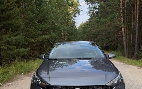 Hyundai Solaris II рестайлинг, 2022 год, 1 749 000 рублей, 2 фотография