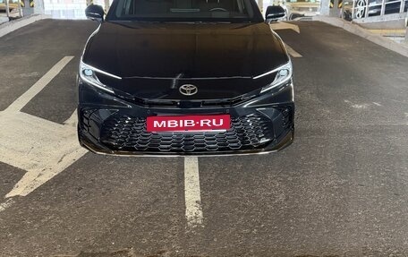 Toyota Camry, 2025 год, 3 550 000 рублей, 3 фотография