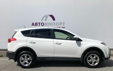 Toyota RAV4, 2015 год, 1 895 000 рублей, 6 фотография
