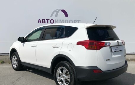 Toyota RAV4, 2015 год, 1 895 000 рублей, 4 фотография