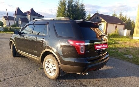 Ford Explorer VI, 2013 год, 1 350 000 рублей, 4 фотография