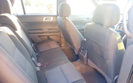 Ford Explorer VI, 2013 год, 1 350 000 рублей, 16 фотография