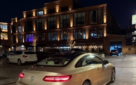 Mercedes-Benz E-Класс, 2018 год, 3 700 000 рублей, 6 фотография