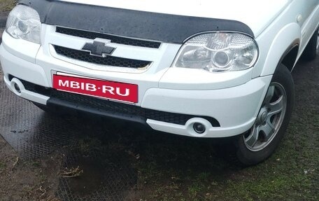 Chevrolet Niva I рестайлинг, 2013 год, 550 000 рублей, 3 фотография