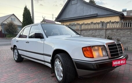 Mercedes-Benz W124, 1987 год, 580 000 рублей, 7 фотография