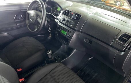 Skoda Fabia II, 2011 год, 535 000 рублей, 13 фотография