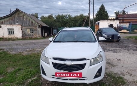 Chevrolet Cruze II, 2014 год, 670 000 рублей, 2 фотография