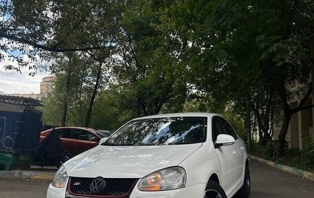 Volkswagen Jetta VI, 2009 год, 635 000 рублей, 1 фотография