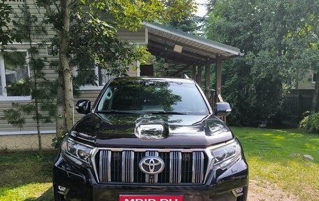 Toyota Land Cruiser Prado 150 рестайлинг 2, 2019 год, 5 990 000 рублей, 1 фотография