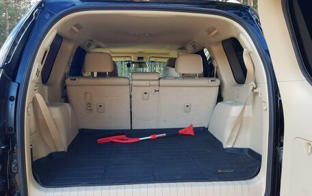 Toyota Land Cruiser Prado 150 рестайлинг 2, 2018 год, 4 300 000 рублей, 12 фотография