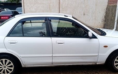Mazda Familia, 2002 год, 280 000 рублей, 1 фотография