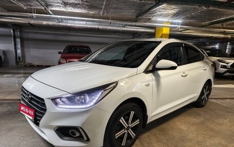 Hyundai Solaris II рестайлинг, 2018 год, 1 400 000 рублей, 1 фотография