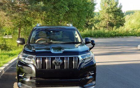 Toyota Land Cruiser Prado 150 рестайлинг 2, 2018 год, 4 300 000 рублей, 27 фотография