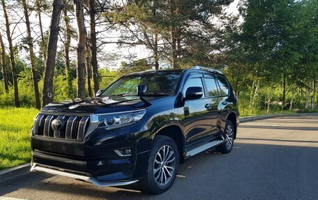 Toyota Land Cruiser Prado 150 рестайлинг 2, 2018 год, 4 300 000 рублей, 26 фотография