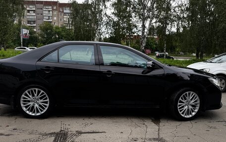 Toyota Camry, 2012 год, 1 650 000 рублей, 6 фотография