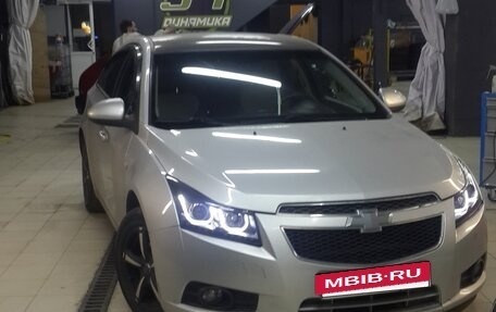 Chevrolet Cruze II, 2010 год, 710 000 рублей, 14 фотография