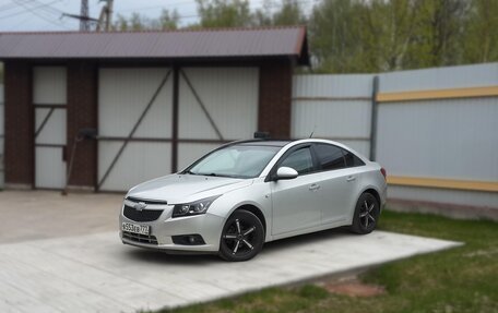Chevrolet Cruze II, 2010 год, 710 000 рублей, 17 фотография