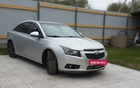 Chevrolet Cruze II, 2010 год, 710 000 рублей, 15 фотография