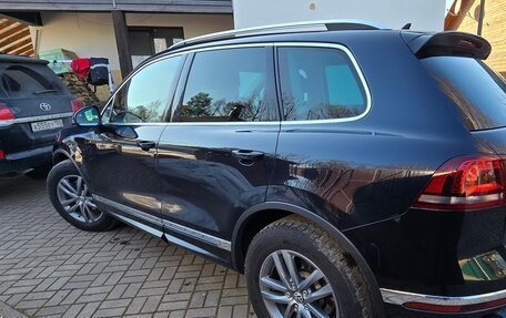 Volkswagen Touareg III, 2017 год, 2 640 000 рублей, 10 фотография