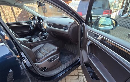 Volkswagen Touareg III, 2017 год, 2 640 000 рублей, 21 фотография