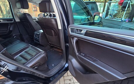 Volkswagen Touareg III, 2017 год, 2 640 000 рублей, 22 фотография