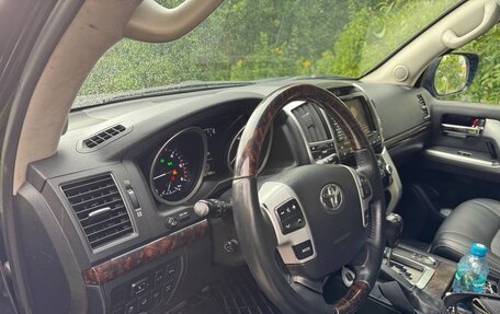 Toyota Land Cruiser 200, 2013 год, 3 300 000 рублей, 16 фотография