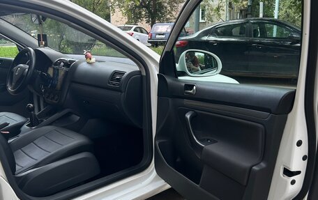 Volkswagen Jetta VI, 2009 год, 635 000 рублей, 12 фотография