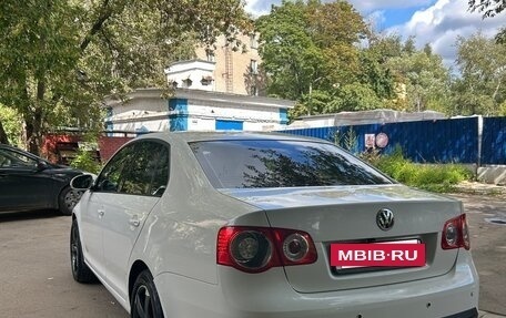 Volkswagen Jetta VI, 2009 год, 635 000 рублей, 5 фотография