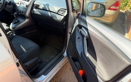 Toyota Verso I, 2009 год, 889 000 рублей, 15 фотография