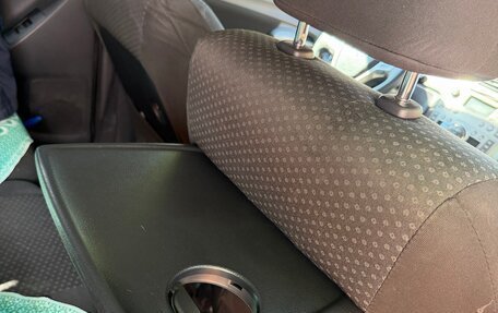 Toyota Verso I, 2009 год, 889 000 рублей, 17 фотография