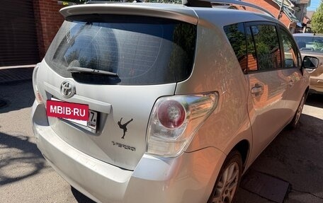 Toyota Verso I, 2009 год, 889 000 рублей, 13 фотография