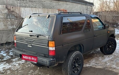 Nissan Terrano II рестайлинг, 1988 год, 400 000 рублей, 4 фотография