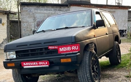 Nissan Terrano II рестайлинг, 1988 год, 400 000 рублей, 5 фотография