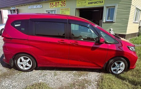 Honda Freed II, 2021 год, 1 900 000 рублей, 7 фотография
