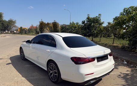 Mercedes-Benz E-Класс, 2021 год, 3 900 000 рублей, 8 фотография
