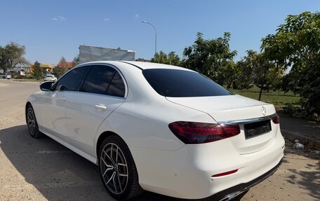 Mercedes-Benz E-Класс, 2021 год, 3 900 000 рублей, 10 фотография