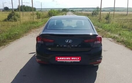 Hyundai Elantra VI рестайлинг, 2019 год, 1 550 000 рублей, 5 фотография