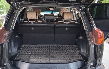 Toyota RAV4, 2013 год, 1 920 000 рублей, 11 фотография