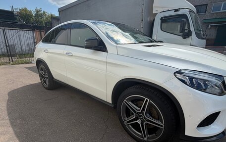 Mercedes-Benz GLE, 2016 год, 4 600 000 рублей, 4 фотография