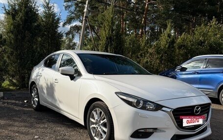 Mazda 3, 2017 год, 1 350 000 рублей, 2 фотография