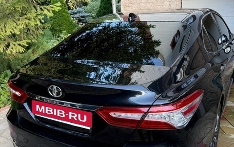 Toyota Camry, 2023 год, 3 650 000 рублей, 5 фотография