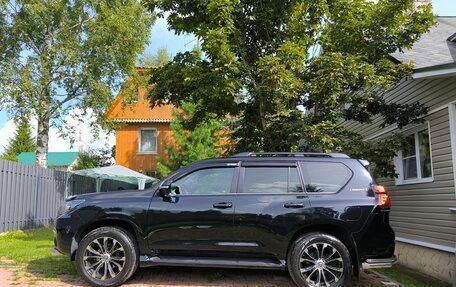 Toyota Land Cruiser Prado 150 рестайлинг 2, 2019 год, 5 990 000 рублей, 2 фотография