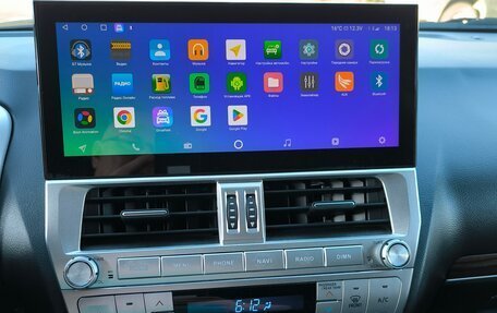 Toyota Land Cruiser Prado 150 рестайлинг 2, 2019 год, 5 990 000 рублей, 7 фотография