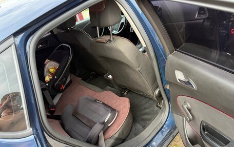 Opel Astra J, 2010 год, 580 000 рублей, 14 фотография