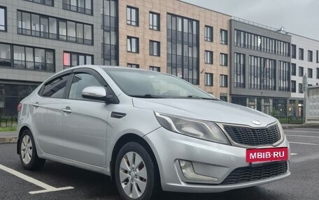 KIA Rio III рестайлинг, 2012 год, 600 000 рублей, 2 фотография